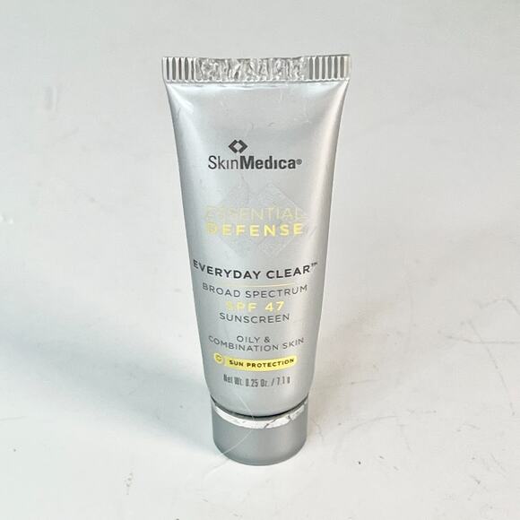 SkinMedica Essential Defense Everyday Clear SPF 47 Sunscreen Travel .25 oz New - Picture 1 of 6